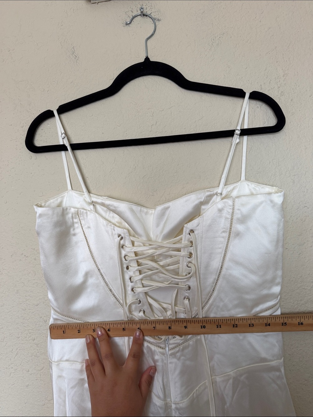 House of CB L A-C 'Anabella' Ivory Satin Lace Up Maxi‎ Dress NWOT - Picture 9 of 17